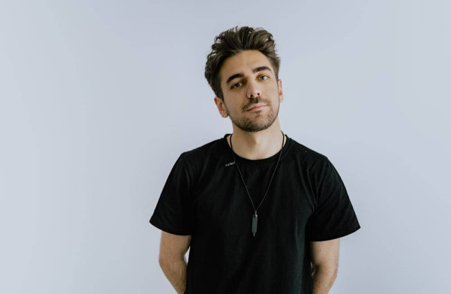 Ilustrasi Model Rambut Spike Pria  Sumber Unsplash/Alex Suprun