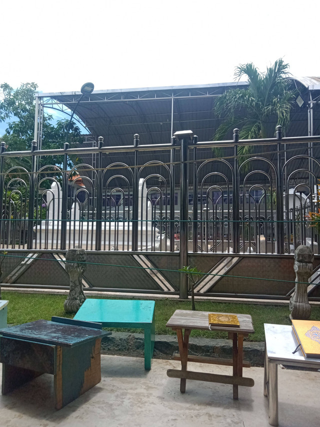 Ilustrasi Makam Sunan Ampel, Foto: Nurul Ainiy