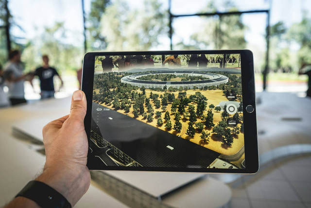 Ilustrasi cara mengganti skin karakter minecraft. Sumber: patrick schneider/unsplash