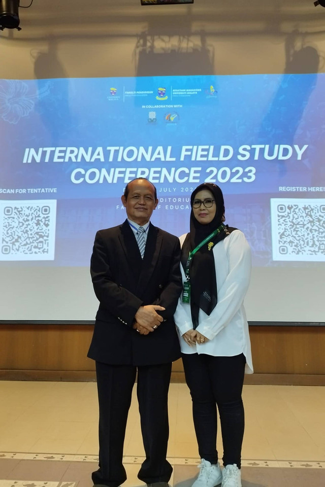 Dosen Fakultas Ilmu Tarbiyah dan Keguruan UIN Sunan Kalijaga Yogyakarta Dr Zainal Arifin Ahmad dan sang istri, Soeparwati. Foto: Dok Dr Zainal Arifin Ahmad