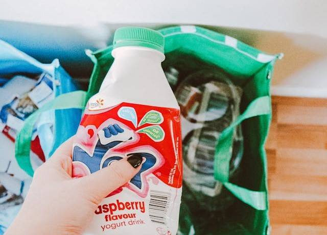 Ilustrasi cara mengelola sampah anorganik di rumah. Foto: Pexels.