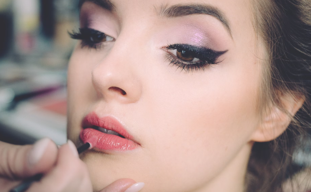 personal color analysis di bandung. Foto hanya ilustrasi, bukan tempat sebenarnya.Sumber: Unsplash/Freestocks