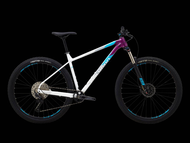 Spesifikasi sepeda gunung Polygon Xtrada 7. Sumber: polygonbikes.com