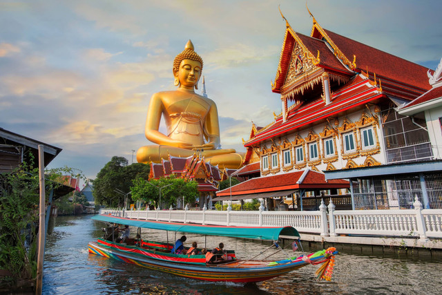Ilustrasi taksi perahu di Bangkok Foto: cowardlion/Shutterstock