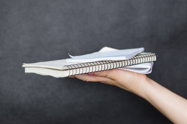 Ilustrasi Catatan Wali Kelas untuk Anak Tidak Naik Kelas. Sumber: Pexels/Lukas