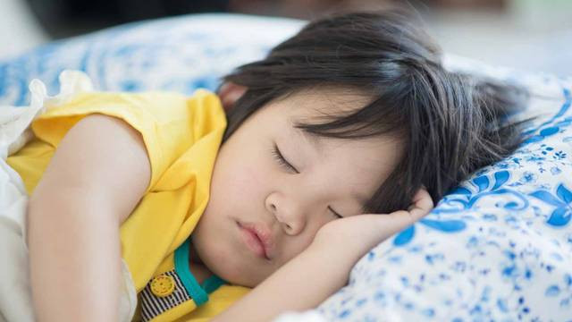 ilustrasi doa untuk anak sakit. Foto: shutterstock.com. 