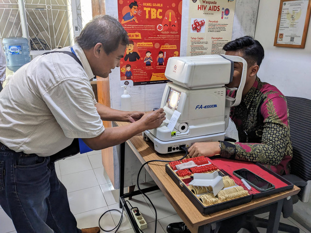 Periksa Mata Gratis (dok. Humas Rutan Pekalongan)