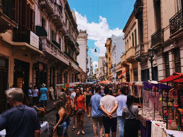 Ilustrasi Pasar UMKM. Sumber: Shutterstock