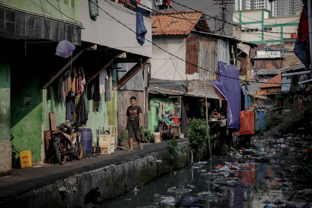 Suasana pemukiman di kawasan Kebon Kacang, Tanah Abang, Jakarta Pusat, Jumat (21/6/2024). Foto: Jamal Ramadhan/kumparan