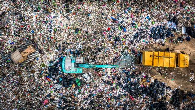 Waste Trade. Sumber: UNEP