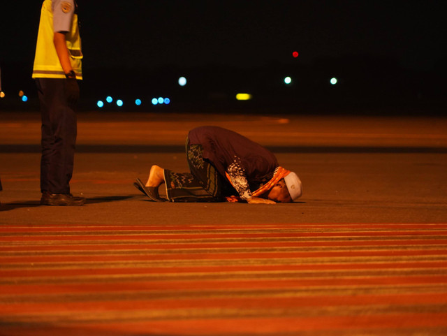 Jemaah Haji tiba di Bandara Juanda Foto: Humas Kemenag Jatim