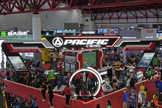 Booth Pacific Bike di Hall A 9A-B pada ajang Jakarta Fair 2024. Foto: Dok. Istimewa