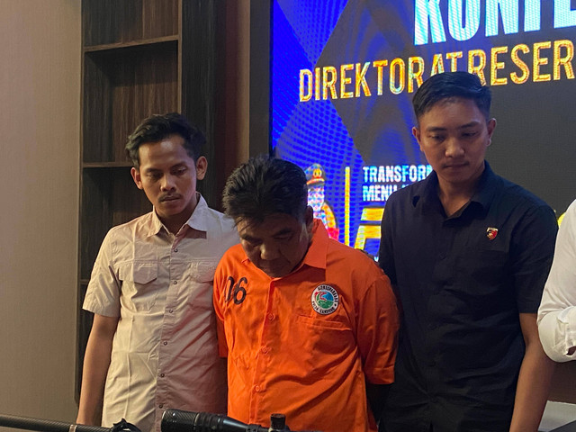 Pelaku yang berhasil diamankan. | Foto: Sinta Yuliana/Lampung Geh