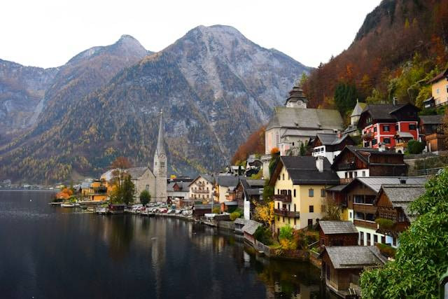Rekomendasi Tempat Wisata di Austria. Foto hanya ilustrasi bukan tempat sebenarnya. Sumber foto: Unsplash.com/Joss Woodhead
