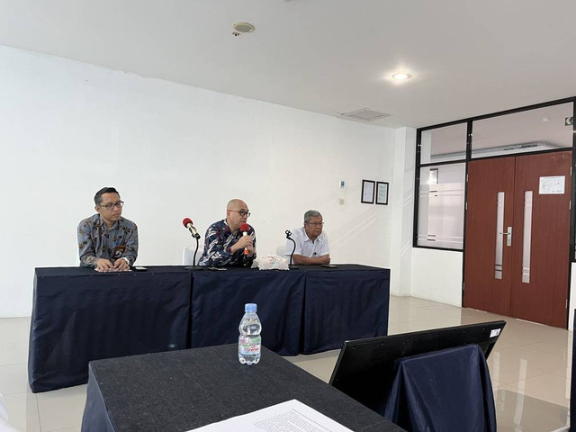 Konferensi Pers Asosiasi Pertekstilan Indonesia (API) Jawa Tengah di AK-Teksti Solo pada tanggal 25 Juni 2024. Sumber: Dokumentasi Pribadi.