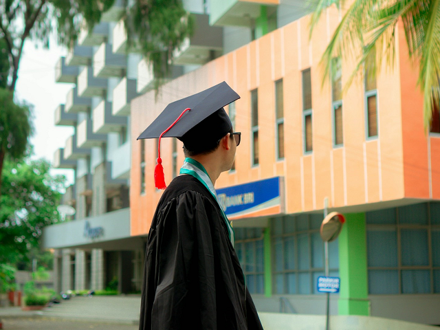 Ilustrasi pertanyaan sidang skripsi kualitatif dan jawabannya. Sumber: unsplash.com/HaratiProject.