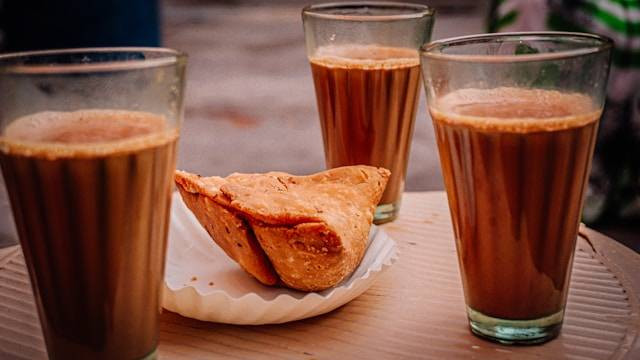 Teh tarik enak di Jakarta Selatan, foto hanya ilustrasi, bukan tempat yang sebenarnya: Unsplash/Harsh Gupta