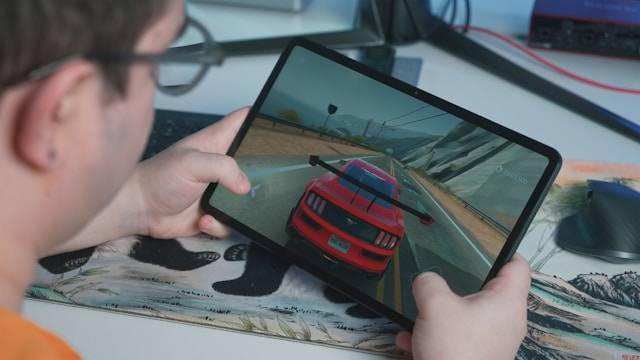 Game simulator offline, foto hanya ilustrasi, bukan game yang sebenarnya: Unsplash/Onur Binay