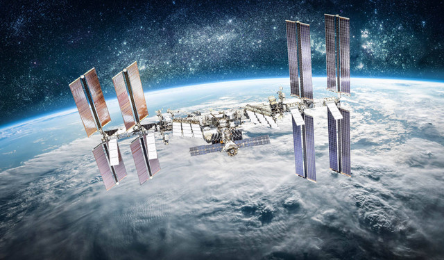 Ilustrasi Stasiun Luar Angkasa Internasional (ISS) Foto: Dima Zel/Shutterstock