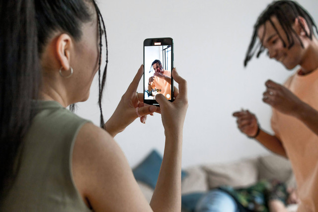 Ilustrasi Ide Konten Shopee Video. Pexels/Ron Lach