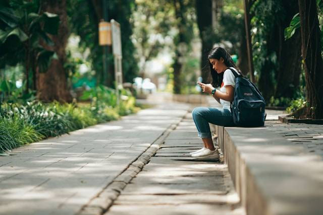 Cara ke Taman Menteng, foto hanya ilustrasi, bukan tempat sebenarnya: Unsplash/Rendy Novantino