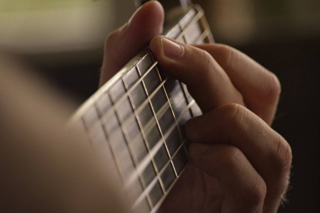 Ilustrasi  kunci gitar d'paspor buku harian - Sumber: pixabay.com/wal_172619