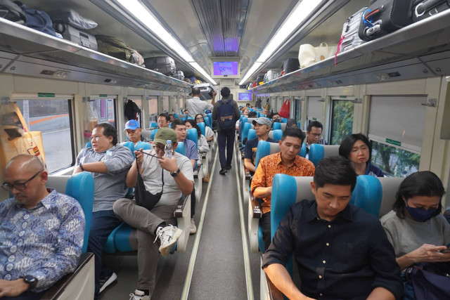 Ilustrasi penumpang kereta api. Foto: Dok. KAI