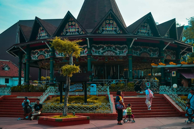 Bianglala Dufan. Foto hanya ilustrasi, bukan tempat sebenarnya. Sumber: Unsplash/Syahril Fadillah