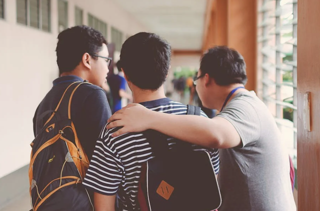 Ilustrasi contoh karangan alasan memilih sekolah smk. Sumber: Pexels/Kobe