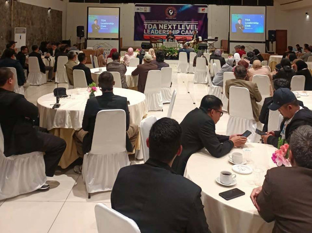 Kaderisasi Pemimpin Baru, TDA Bandung Gelar Next Level Leadership Camp 9