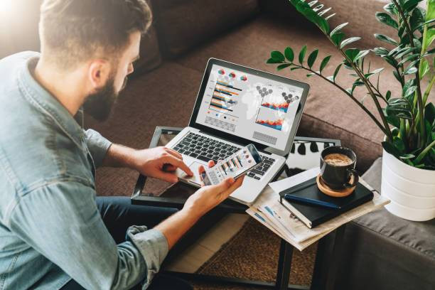 228.200+ Pemasaran Digital Foto Stok, Potret, & Gambar Bebas Royalti - iStock