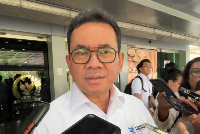 Direktur Jenderal Perdagangan Luar Negeri Kementerian Perdagangan (Kemendag) Budi Santoso di Kompleks Parlemen, Jakarta, Senin (8/7/2024). Foto: Widya Islamiati/kumparan