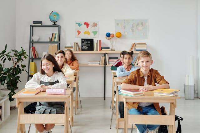 Ilustrasi Kharisma Bangsa School. Sumber: Pexels/Max Fischer