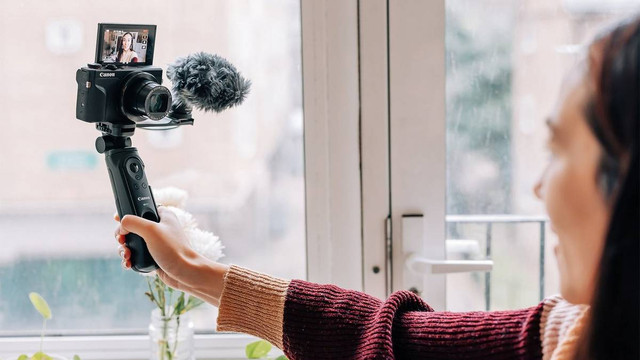 Ilustrasi kamera vlog murah. Foto: Canon