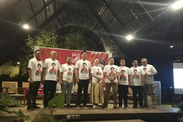 Bupati Kendal sekaligus kader Partai Golkar Dico Ganinduto saat menghadiri acara silahturahmi dan perkenalan dengan pengurus DPD dan DPC PSI Kota Semarang di Openair Resto. Foto: Dok. Istimewa