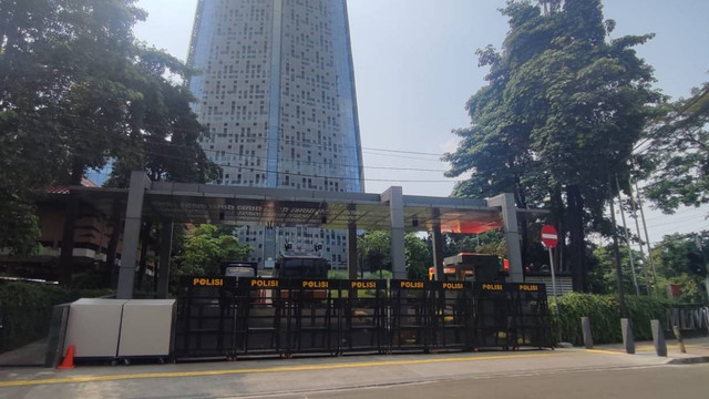 Suasana di Menara Kompas jelang didemo sejumlah Ormas pada Senin (15/7/2024). Foto: Rachmadi Rasyad/kumparan