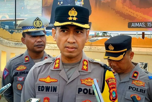 Kapolres Sorong AKBP Edwin Parsaoran. Foto: Yuvensius Lasa Banafanu/Antara