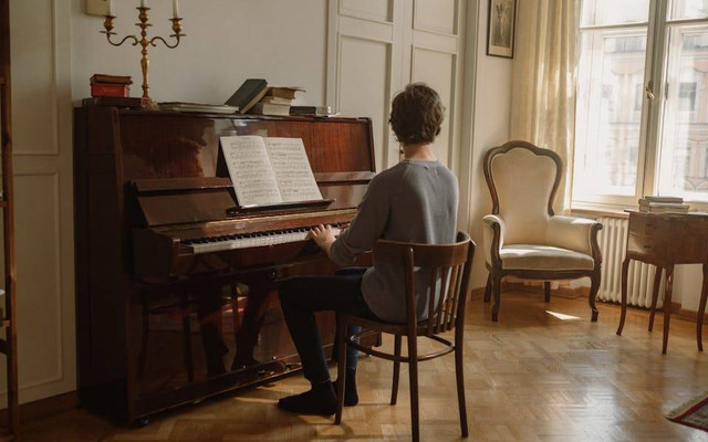 Ilustrasi les piano di Jakarta Selatan. Sumber: cottonbro studio/pexels.com