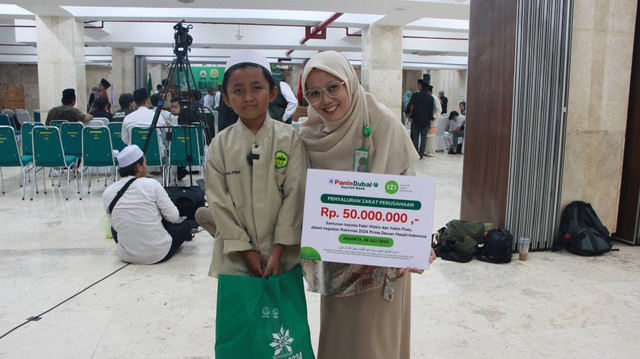 PDSB Bersama IZI Salurkan Dana Zakat Perusahaan Untuk Santunan Yatim dan Duafa (1)