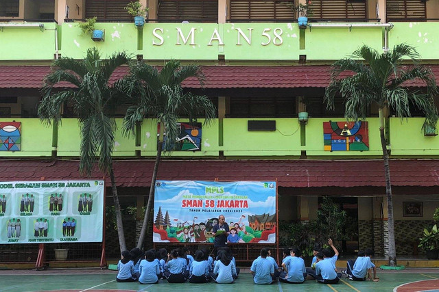 SMAN 58 Jakarta. Foto: Robby Bouceu/kumparan
