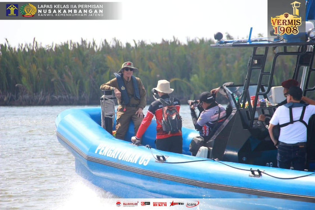 Monitoring Kawasan Nusakambangan, Menteri Hukum dan HAM Kunjungi Kampung Laut