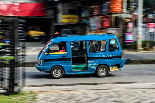 Rute Jak Lingko Jakarta Pusat. Foto hanya ilustrasi, bukan tempat yang sebenarnya. Sumber: unsplash.com/Rais Hemri.
