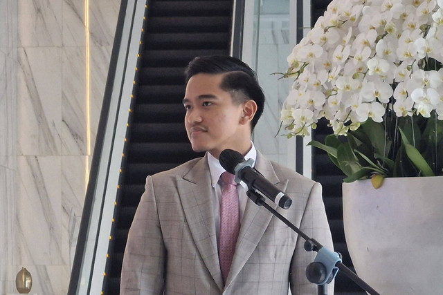 Ketua Umum PSI Kaesang Pangarep usai bertemu Ketua Umum NasDem Surya Paloh di NasDem Tower, Jakarta, Senin (22/7/2024). Foto: Nadia Riso/kumparan