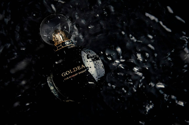 Ilustrasi untuk Rekomendasi Parfum Sensatia Botanicals untuk Pria. Sumber: Unsplash/Maxim Lozyanko