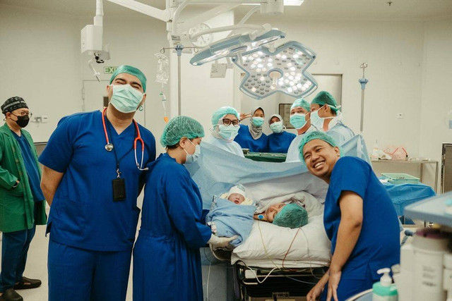 Istri Joshua Suherman melahirkan. Foto: Instagram/@jojosuherman