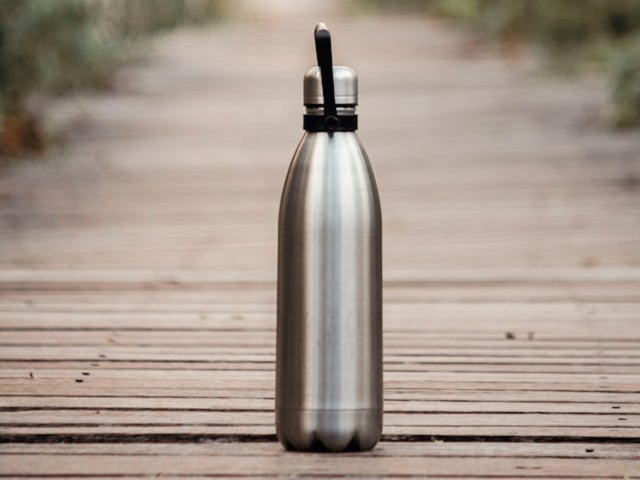 Ilustrasi termos terbaik. Sumber: pexels.com/GabrielPeter.