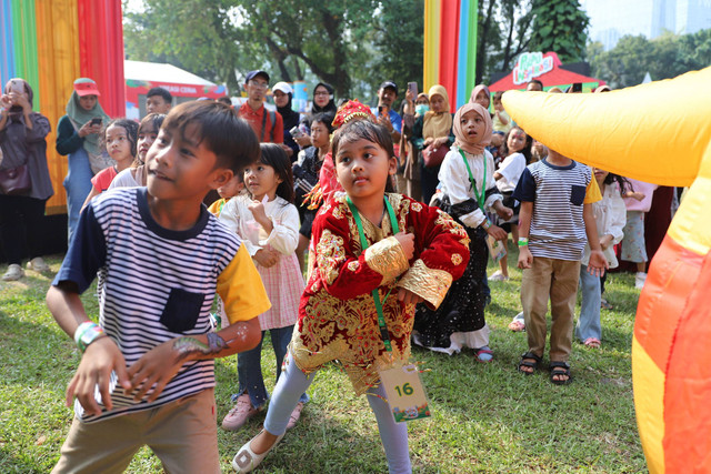 Suasana Fun Dancing with My Jelly pada hari kedua Festival Hari Anak 2024 di Taman Anggrek, Kawasan Gelora Bung Karno, Jakarta, Minggu (28/7/2024). Foto: Iqbal Firdaus/kumparan