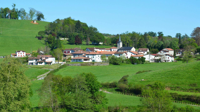 Ciparay Majalaya termasuk Bandung Mana? Foto hanya ilustrasi bukan tempat sebenarnya. Sumber foto: Pexels/SlimMars 13