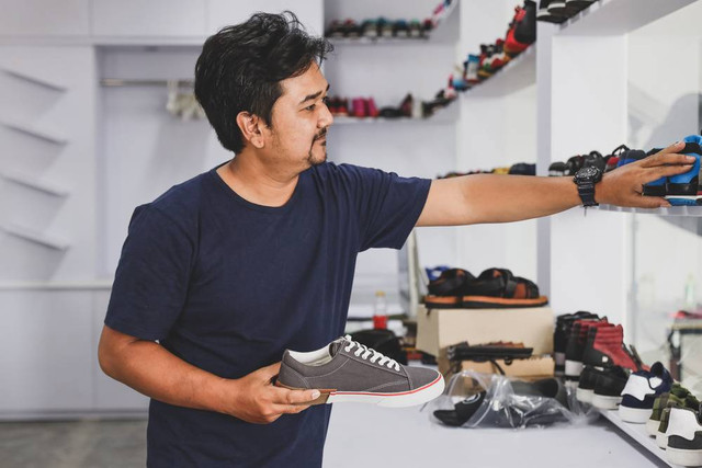 llustrasi mengoleksi sepatu. Foto: Shutterstock