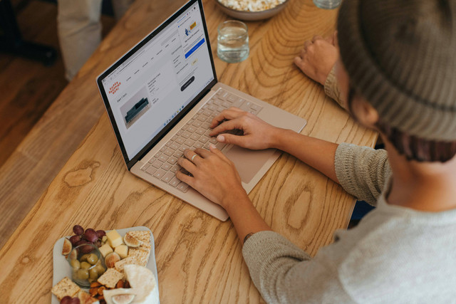 Microsoft OneDrive adalah layanan penyimpanan cloud dari Microsoft. Foto: Unsplash.com